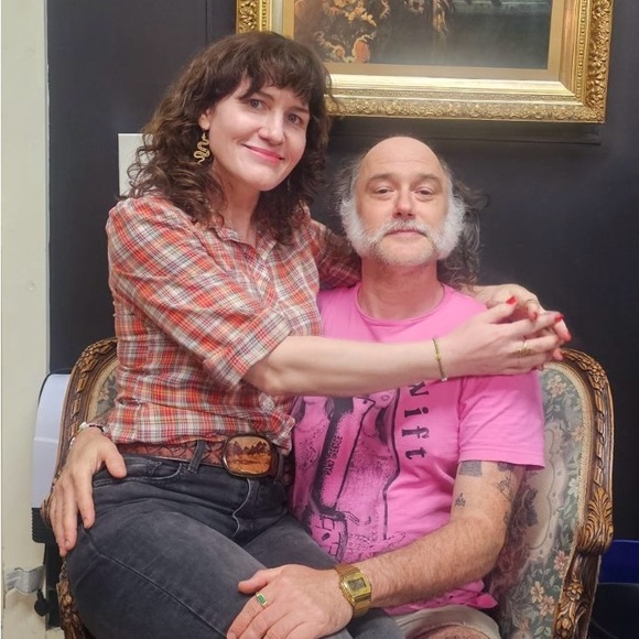 Meet your Posher, Nicole - Picture 2 of 5